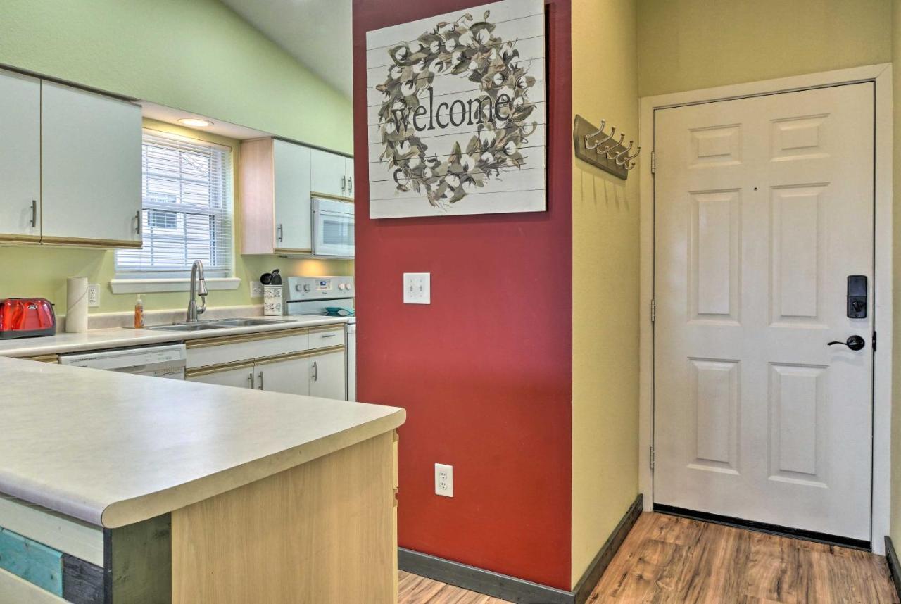 Vibrant Holiday Hills Resort Condo With Balcony Branson Exterior foto